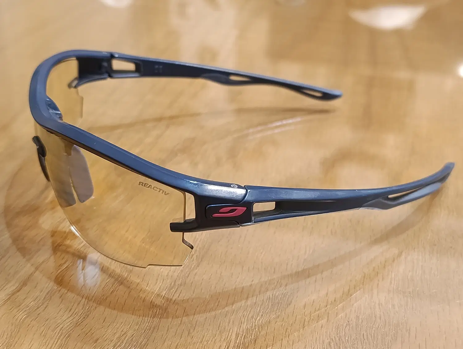 عینک جولبو مدل Julbo Aero reactive 1-3|کوهنوردی و کمپینگ|تهران, سهروردی|دیوار