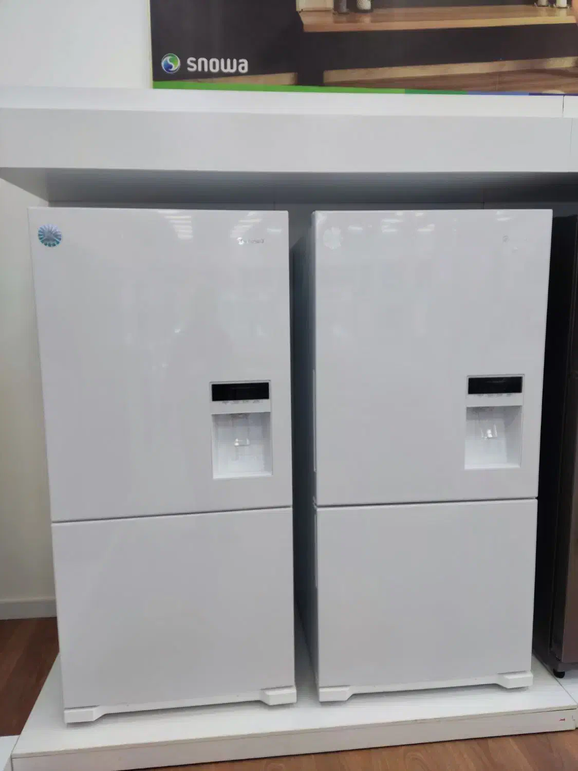 ساید بای ساید های اسنوا فروش ویترینی فروشگاه اسنوا|یخچال و فریزر|نهاوند, |دیوار