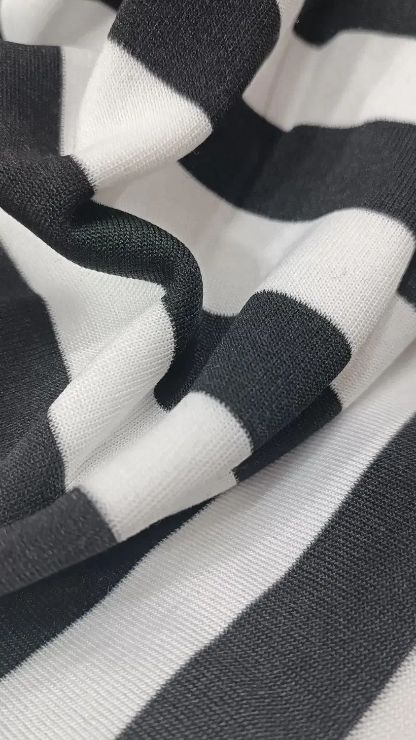 هودی تو کرکی جیب کانگورویی کلاهدار|لباس|سلماس, |دیوار