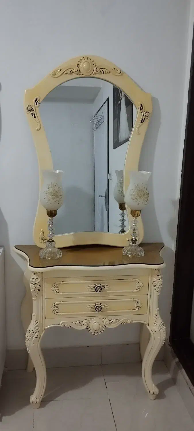 آینه و شمعدان|آینه|ورامین, خیر آباد|دیوار