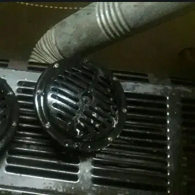 کلکسیونی ۱۰۱۱ (بوق المانی)|کلکسیون اشیاء عتیقه|رشت, پیرسرا|دیوار