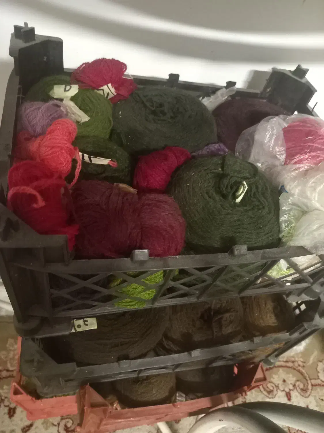 فرش|فرش|مشهد, هفده شهریور|دیوار