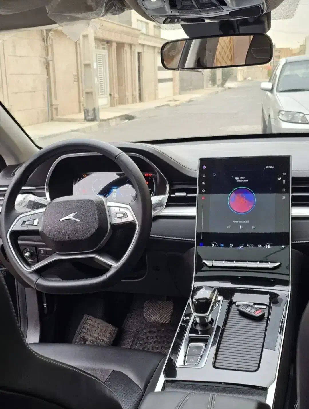 kmc J7|خودرو سواری و وانت|قم, شهرک قدس|دیوار