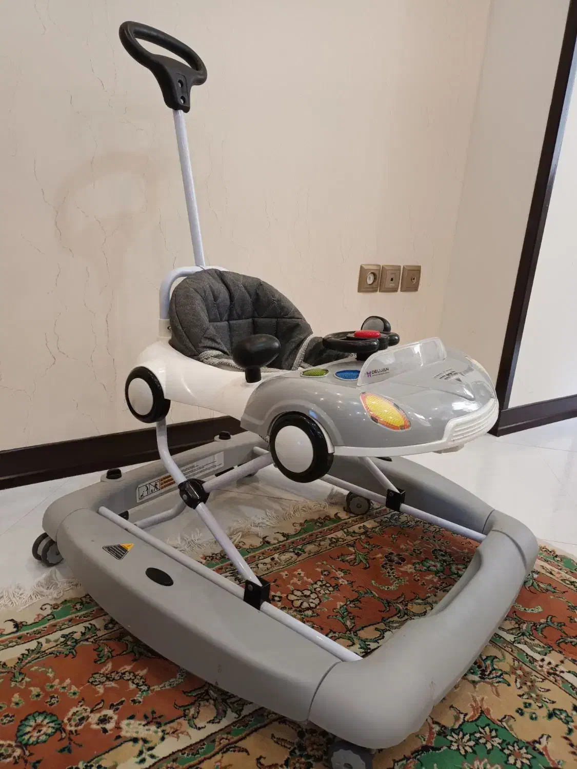 روروک دلیجان|کالسکه و لوازم جانبی|پرند, فاز ۱|دیوار