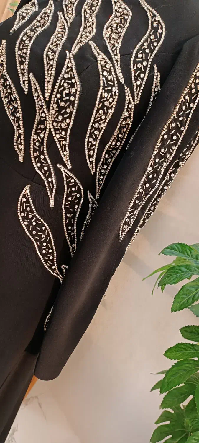 لباس شب مجلسی|لباس|مشهد, خواجه ربیع|دیوار