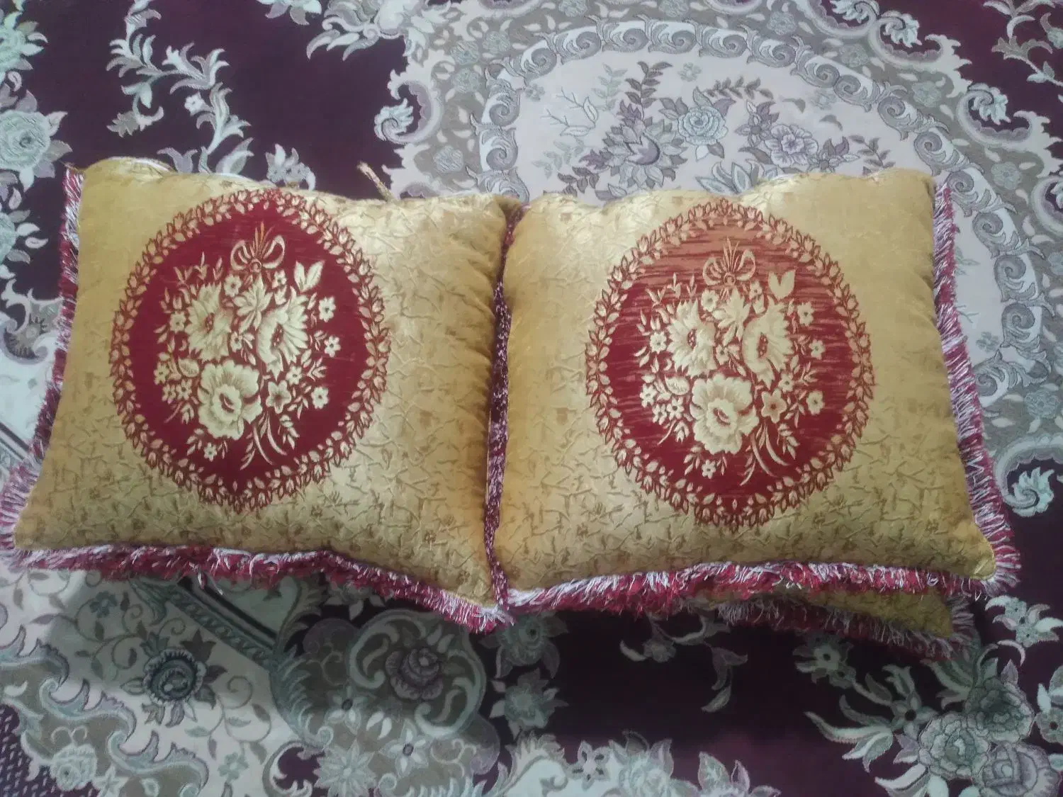 بالشت|رختخواب، بالش، پتو|پاکدشت, پاکدشت (مامازند)|دیوار