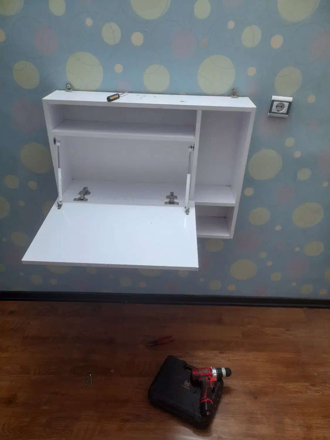 میز تحریر کم جا|میز تحریر و کامپیوتر|بجنورد, |دیوار