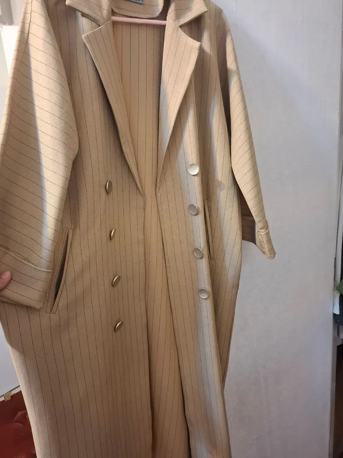 مانتوشلوارکیف کفش شومیزهمگی نوودرحدنوهستن|لباس|شاهین‌شهر, خبرنگار|دیوار