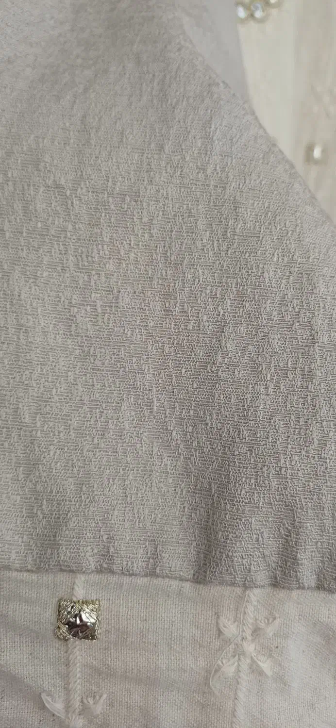 مانتو|لباس|شیراز, قدوسی غربی|دیوار