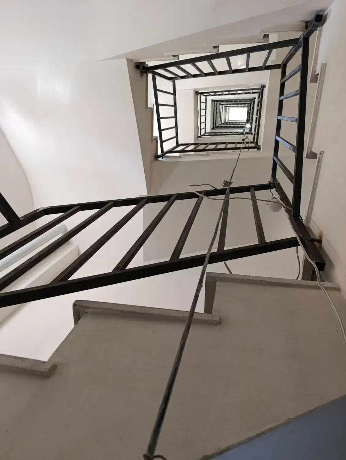 نرده آهنی اکبری نژاد|خدمات پیشه و مهارت|تبریز, |دیوار