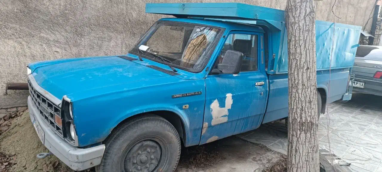 فروش وانت نیسان|خودرو سواری و وانت|همدان, |دیوار