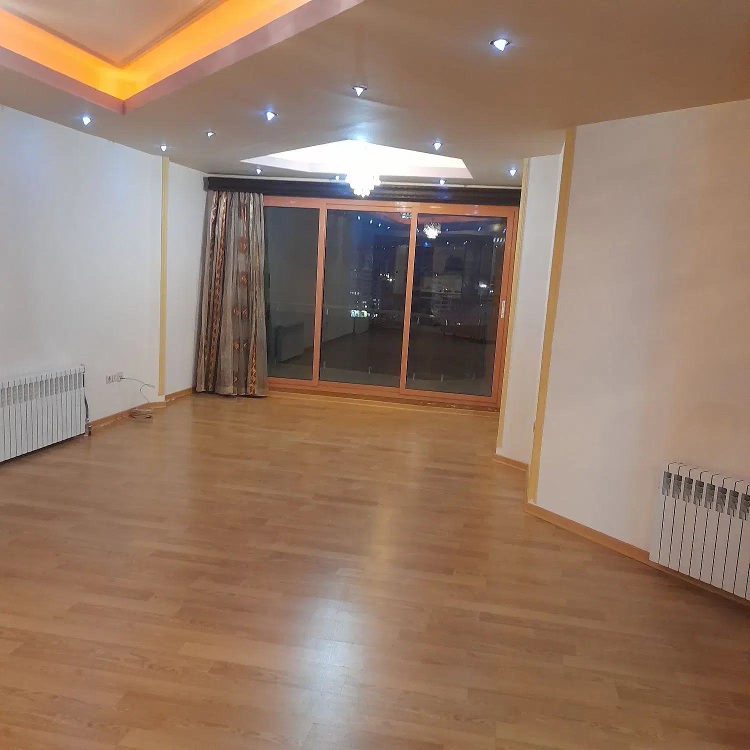 اجاره واحد150متری3خواب مسترداربرج پزشکان پل قویون|اجارهٔ آپارتمان|ارومیه, |دیوار