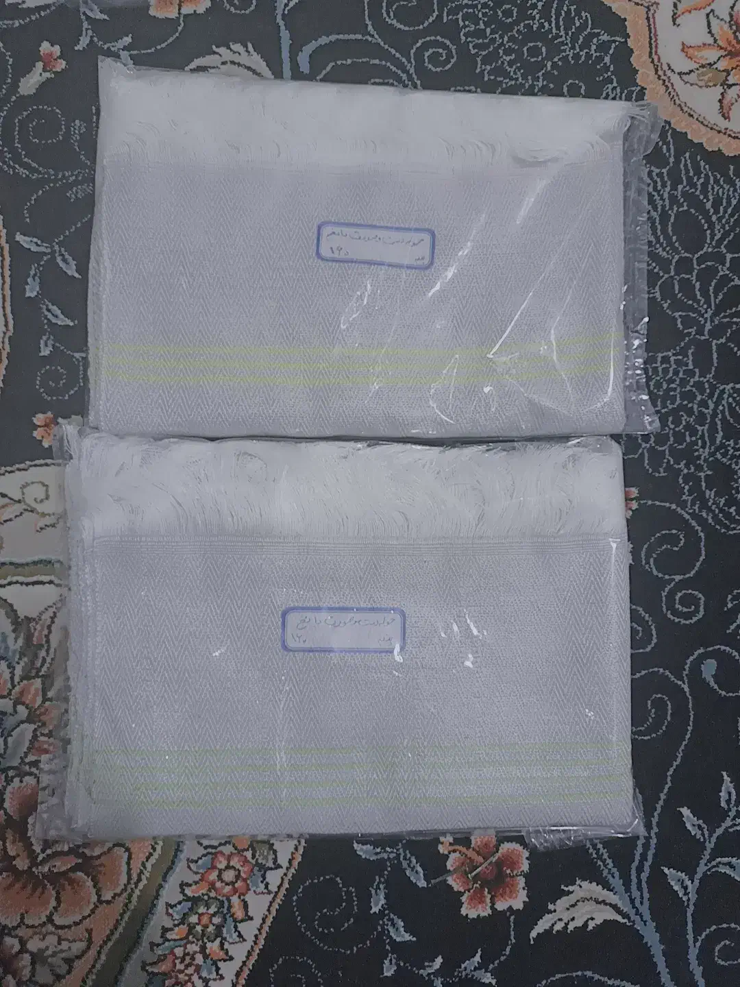 حوله حمام و دست و صورت|لوازم حمام|بیرجند, |دیوار