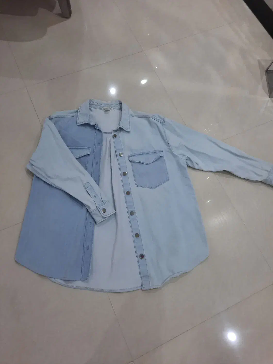 مانتو وهودی نونو|لباس|اراک, |دیوار