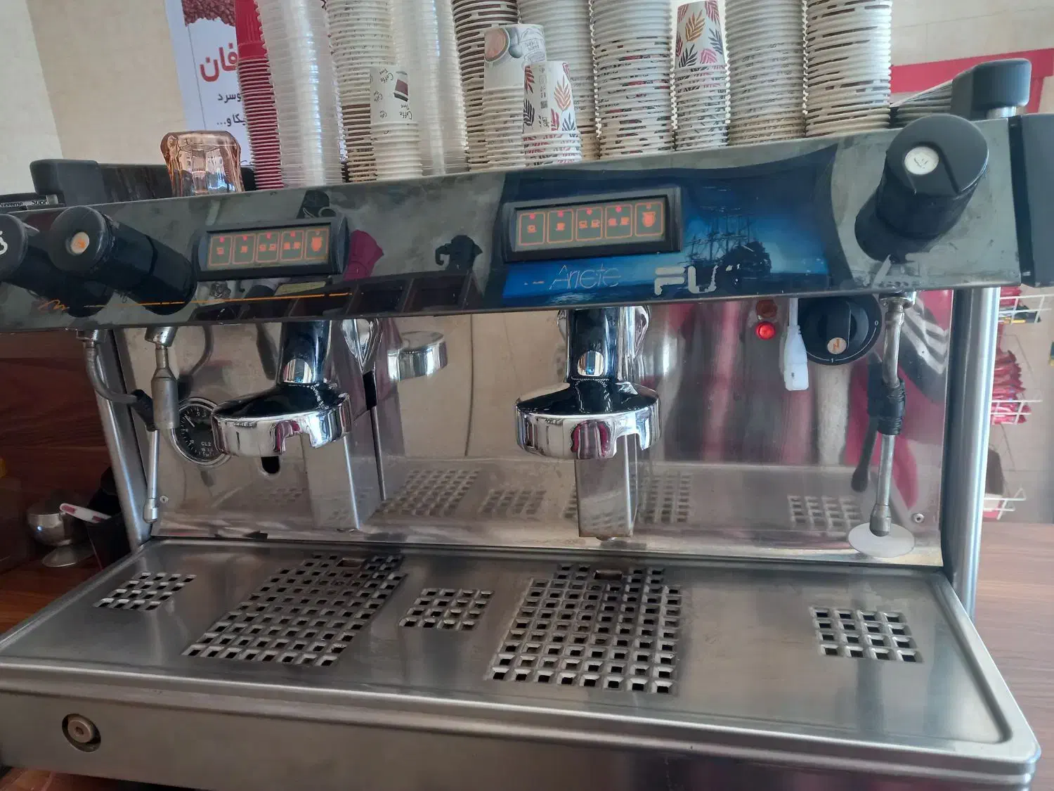 دستگاه قهوه ساز فوتورمات اسپانیا|کافی‌شاپ و رستوران|مشهد مرغاب, |دیوار