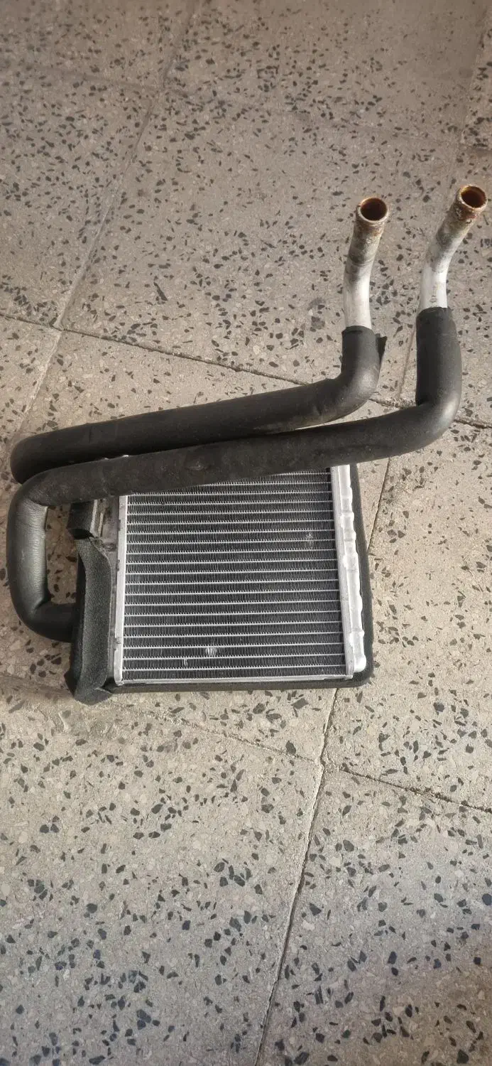 رادیات بخاری برلیانس ۳۳۰|قطعات یدکی و لوازم جانبی|رباط‌کریم, کیکاور|دیوار