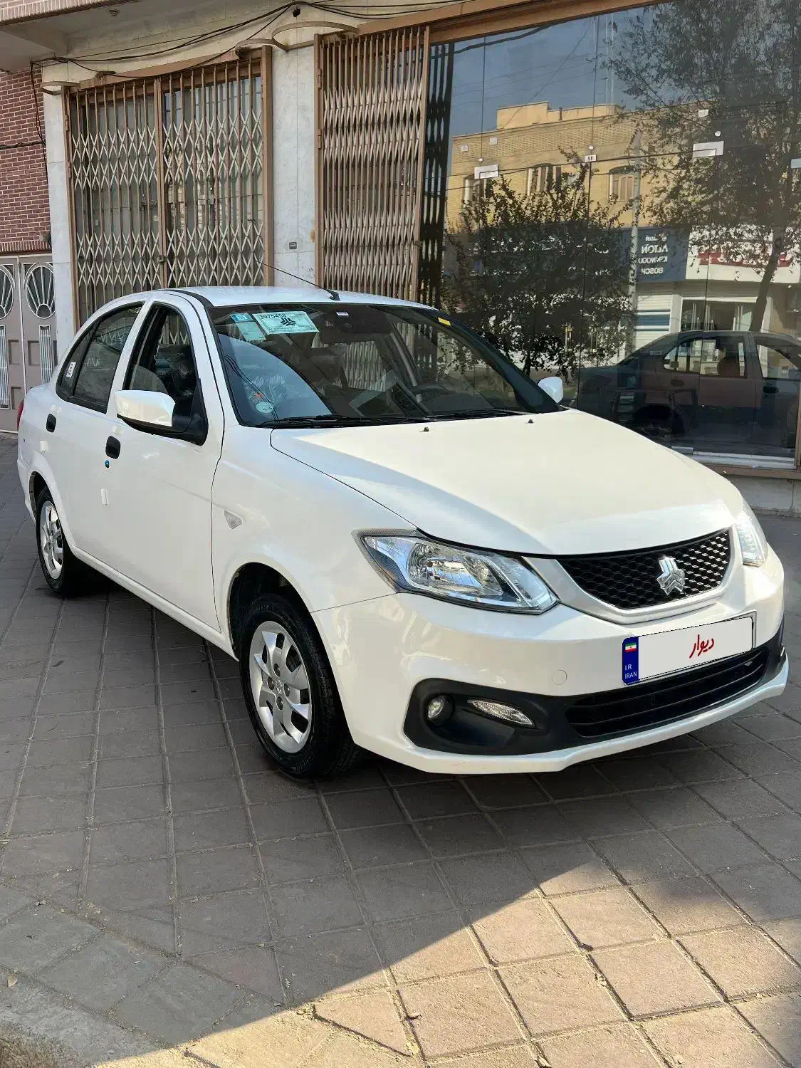 ساینا دوگانه شرکت مدل 1402 بدون رنگ و بدون ترک|خودرو سواری و وانت|کاشان, سه راه پرورشگاه|دیوار