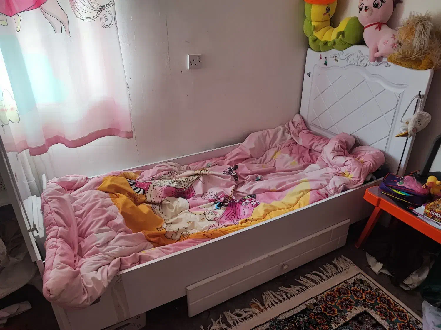 تخت و کمد کودک و نوجوان|تخت و سرویس خواب|دوگنبدان, |دیوار