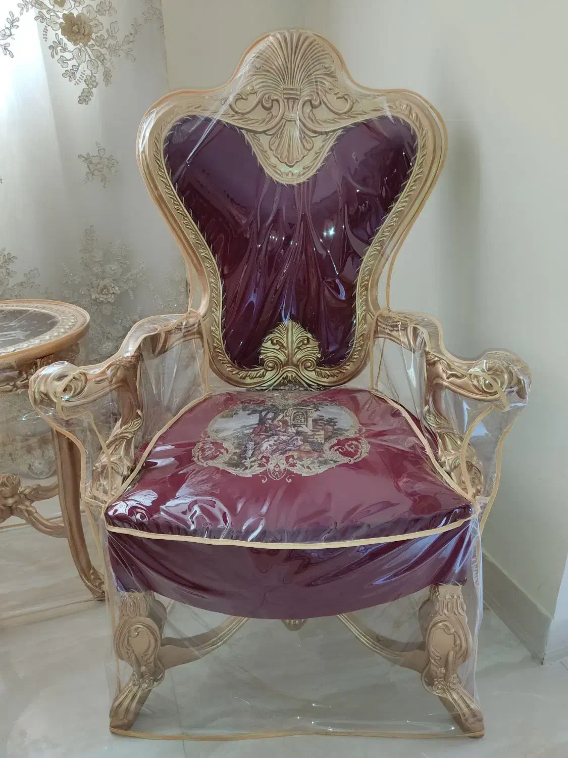 مبلمان سلطنتی خرچنگی|مبلمان خانگی و میز عسلی|اصفهان, برزان|دیوار