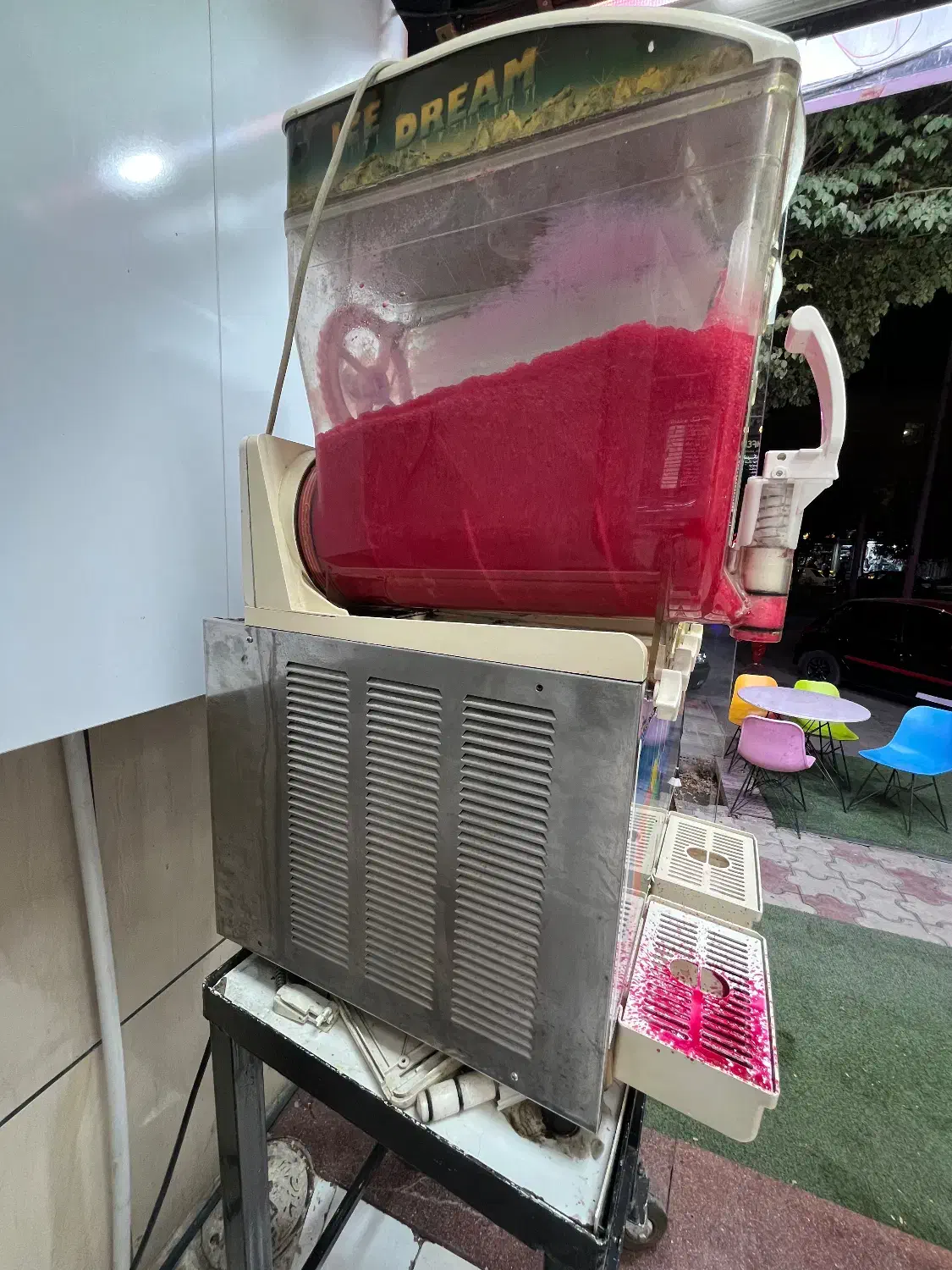 یخ دربهشت ایتالیایی ۳گروپ|کافی‌شاپ و رستوران|شاهین‌شهر, ۹ دی|دیوار