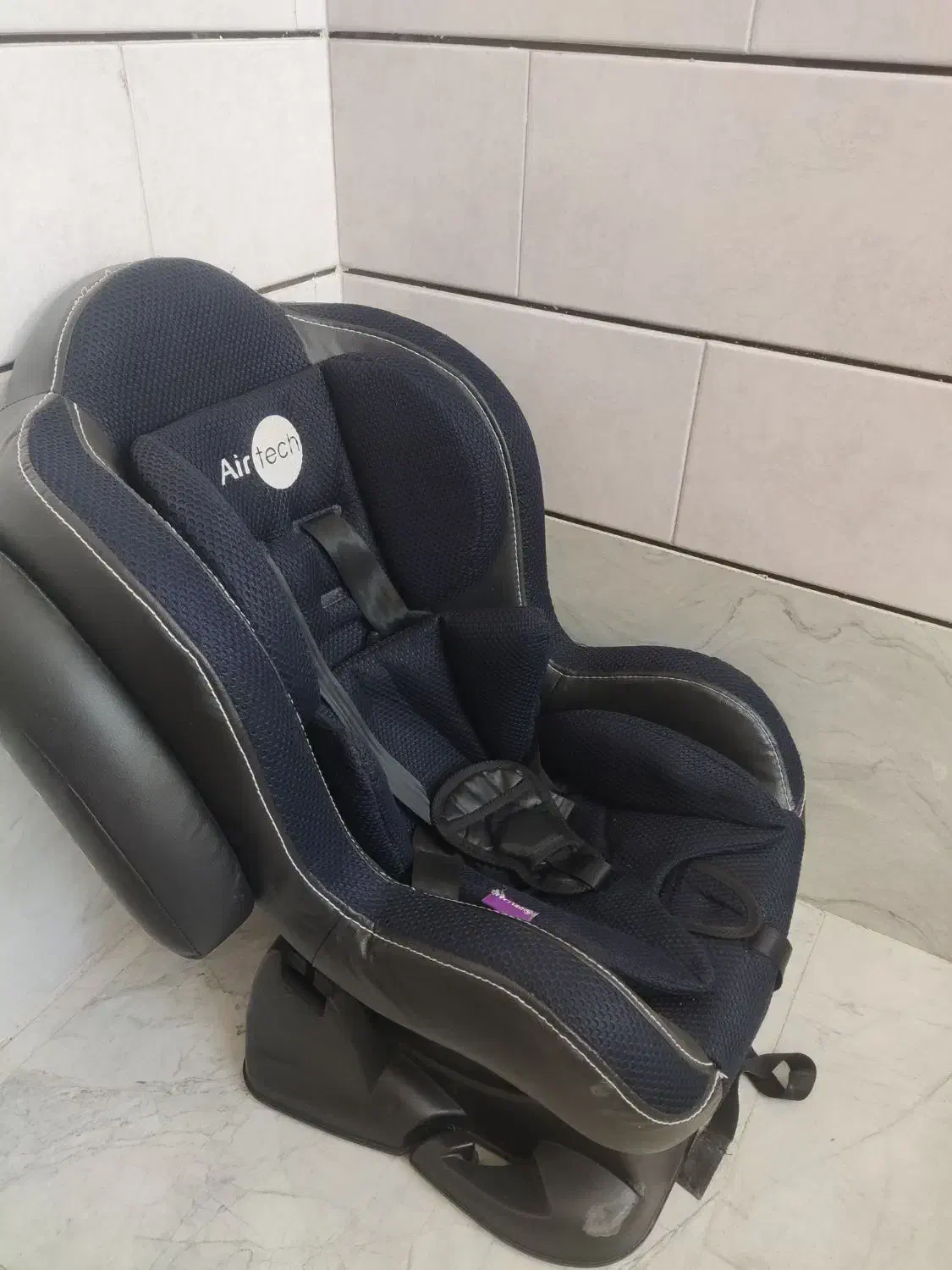 صندلی کودک|تخت و صندلی بچه|لنجان, |دیوار