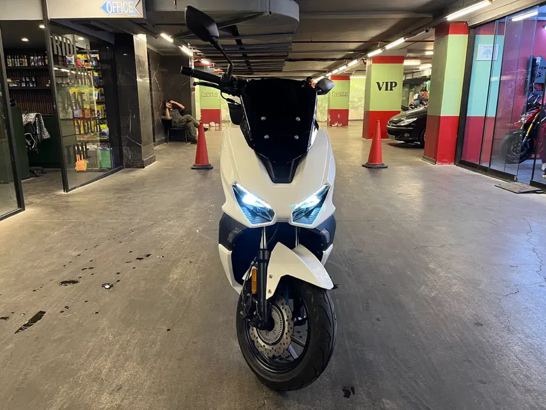 کی وی ویسته۲۵۰سی سی(مدل۱۴۰۲)|موتورسیکلت|تهران, جماران (نیاوران)|دیوار