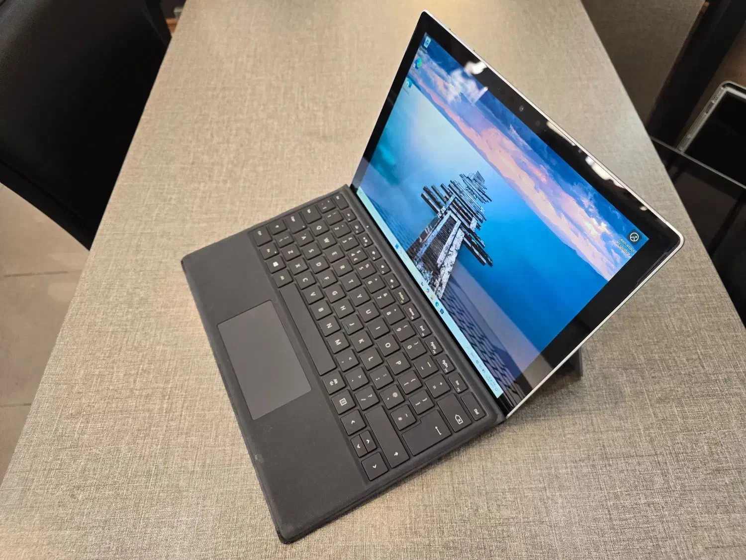 سرفیس پرو ۷ ۲۰۲۰ با کیبرد|رایانه همراه|تهران, قبا|دیوار