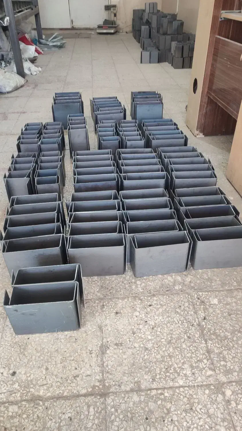 ناودانی منقطع یو میلگرد|حراج|بیرجند, |دیوار