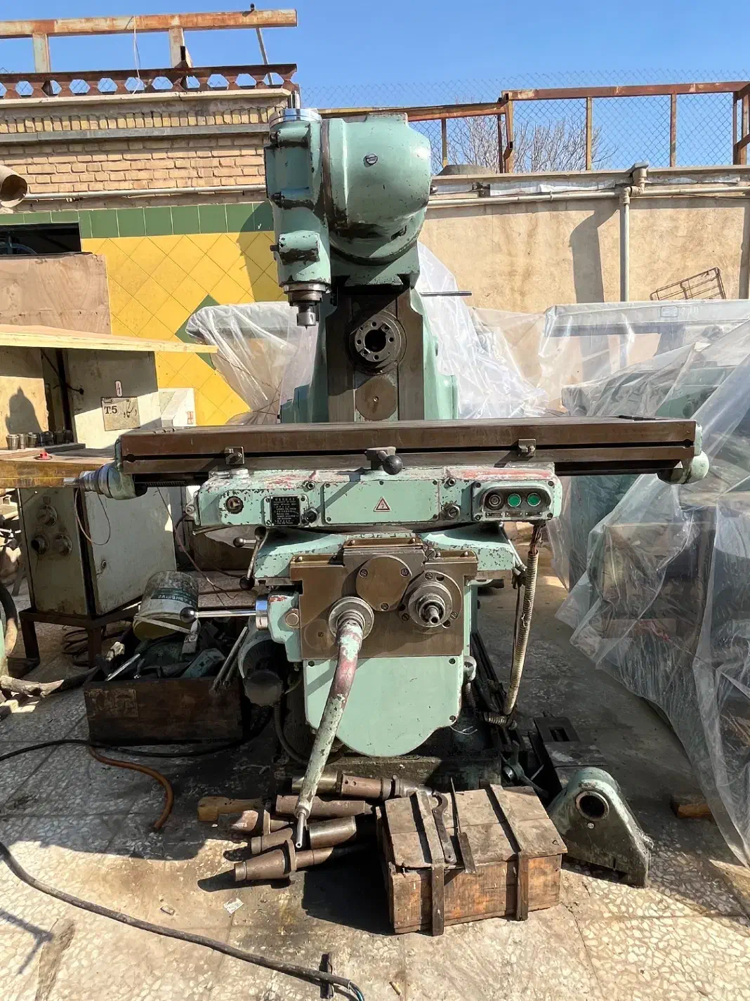 فرز چینی لهستان هکرت روسی  آلمانی دریل فرز کله شاه|ماشین‌آلات صنعتی|تهران, شادآباد|دیوار