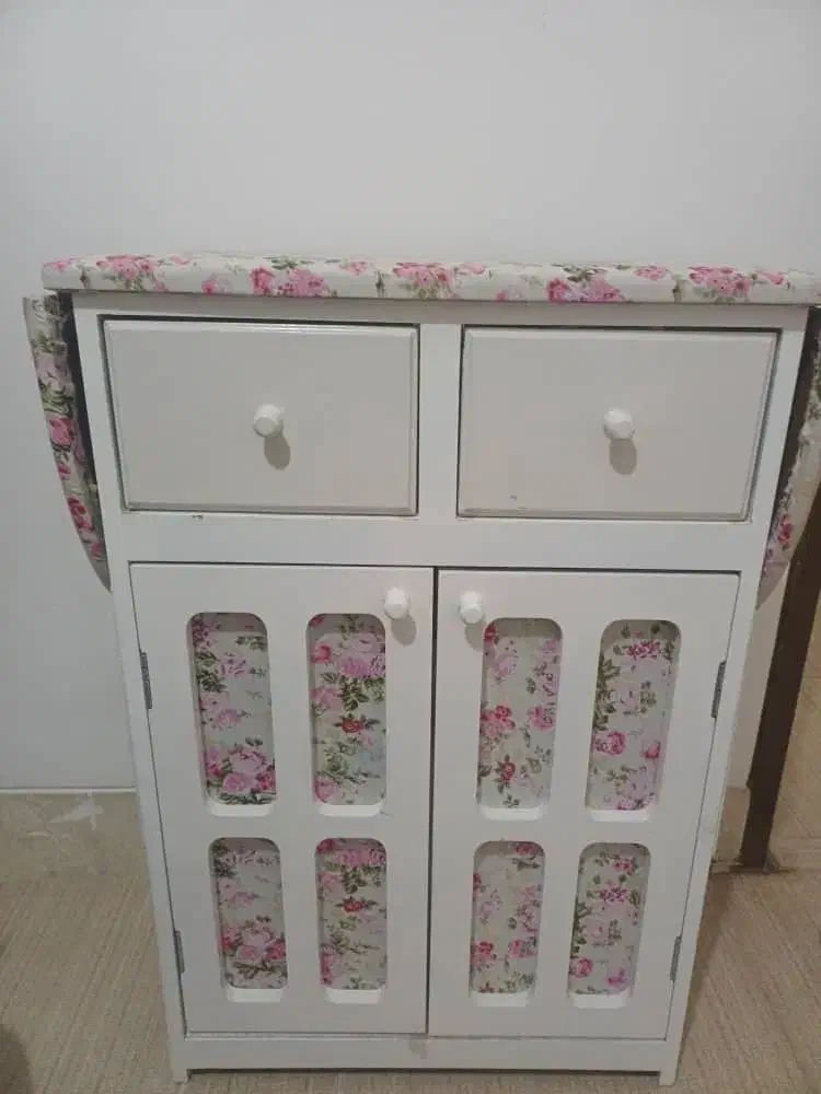 میز اتو|لوازم خیاطی و بافتنی|فلاورجان, |دیوار