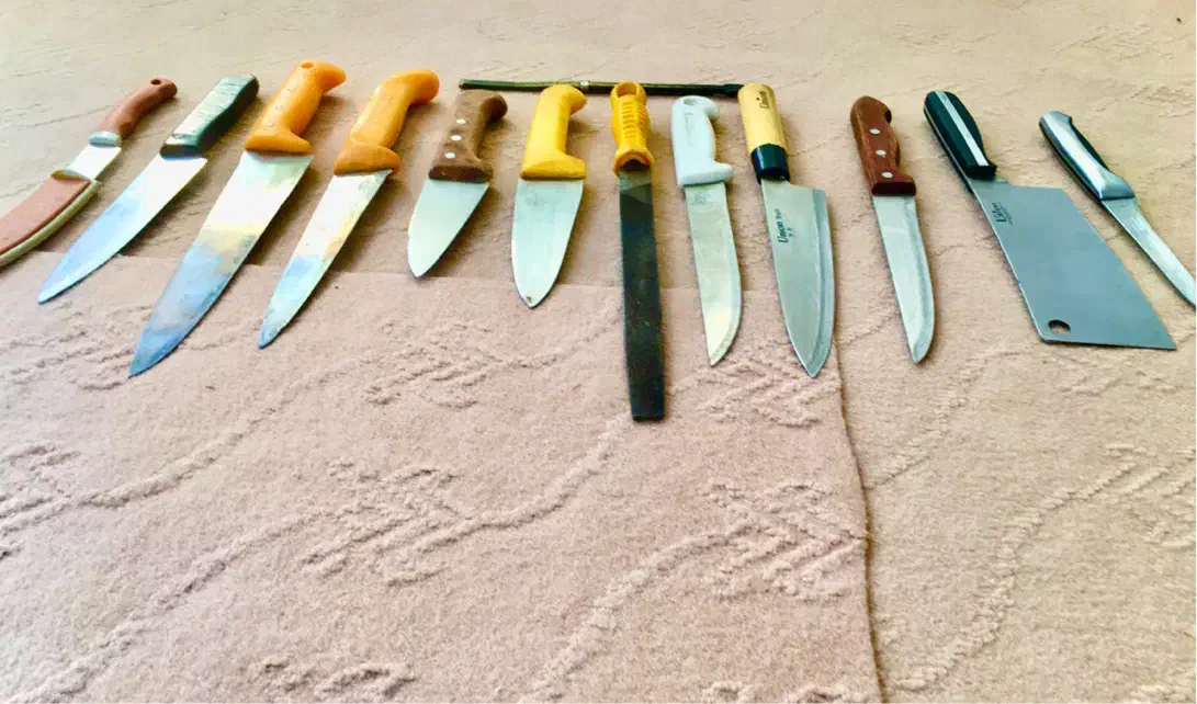 تعدادی چاقوی آشپزخانه|ظروف پخت‌وپز|تهران, کیانشهر|دیوار