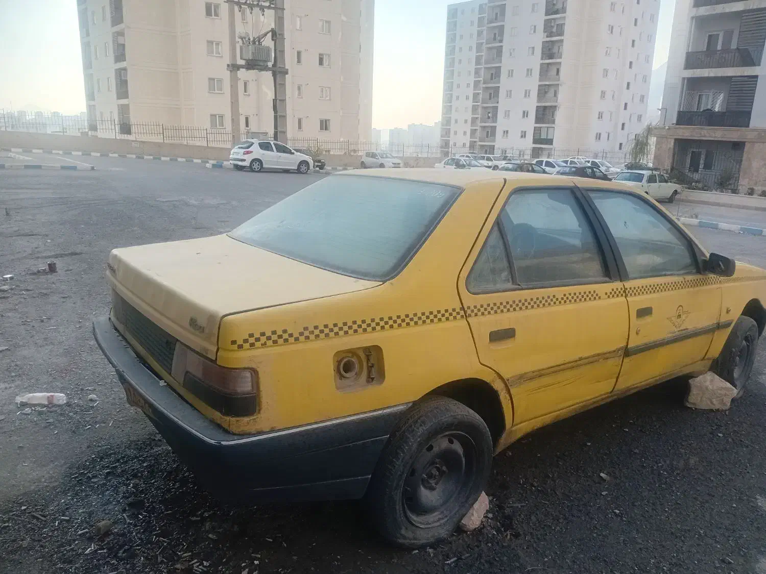 تاکسی روآ مدل ۸۷ فروشی اسقاطی|خودرو سواری و وانت|پردیس, فاز ۱۱|دیوار