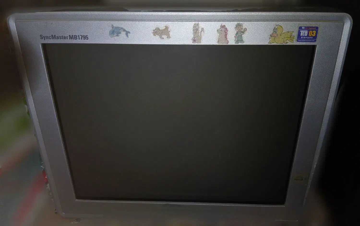 کیس و مانیتور|رایانه رومیزی|بومهن, |دیوار