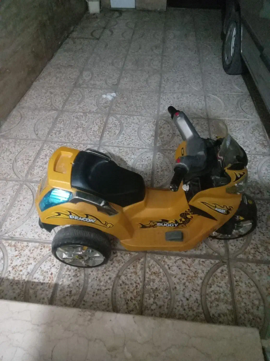 ماشین شارژی|اسباب‌بازی بچه|شهریار, شهرک امیریه|دیوار