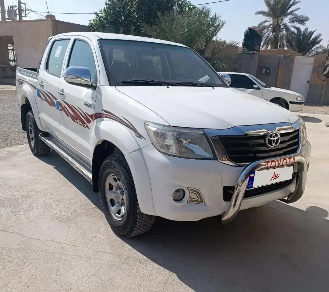 هایلوکس دیزل زیر خاکی|خودرو سواری و وانت|خورموج, |دیوار