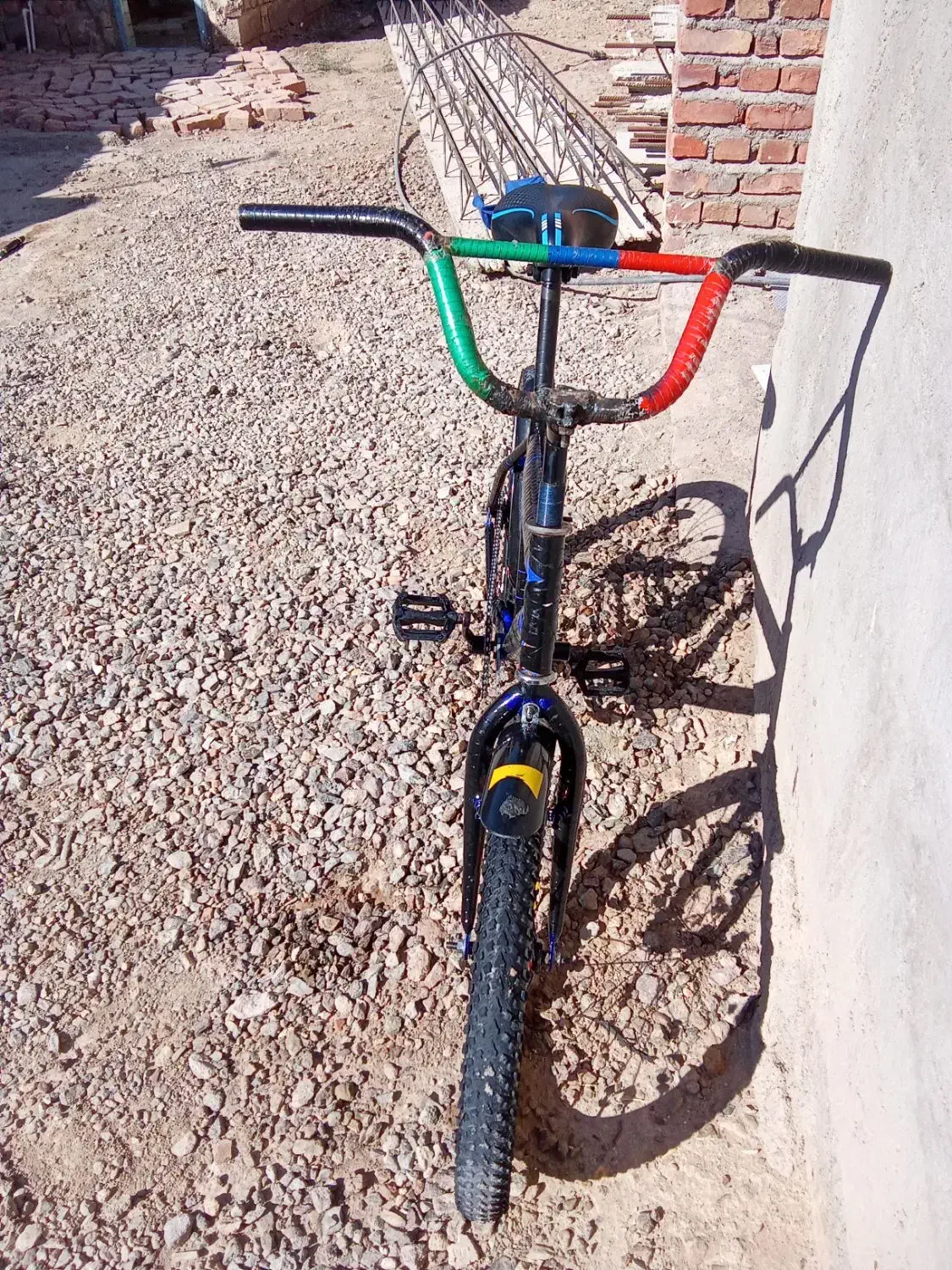 دوچرخه 20|دوچرخه، اسکیت، اسکوتر|خاش, |دیوار