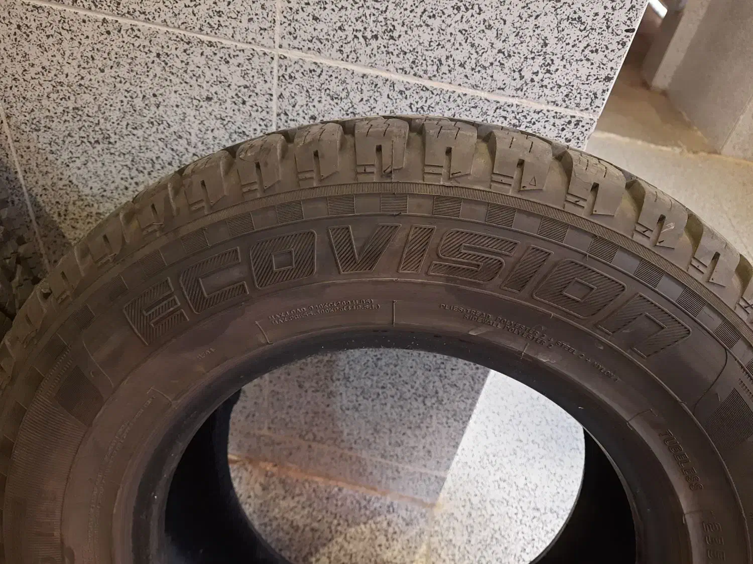 لاستیک اکوویژن|قطعات یدکی و لوازم جانبی|همدان, |دیوار