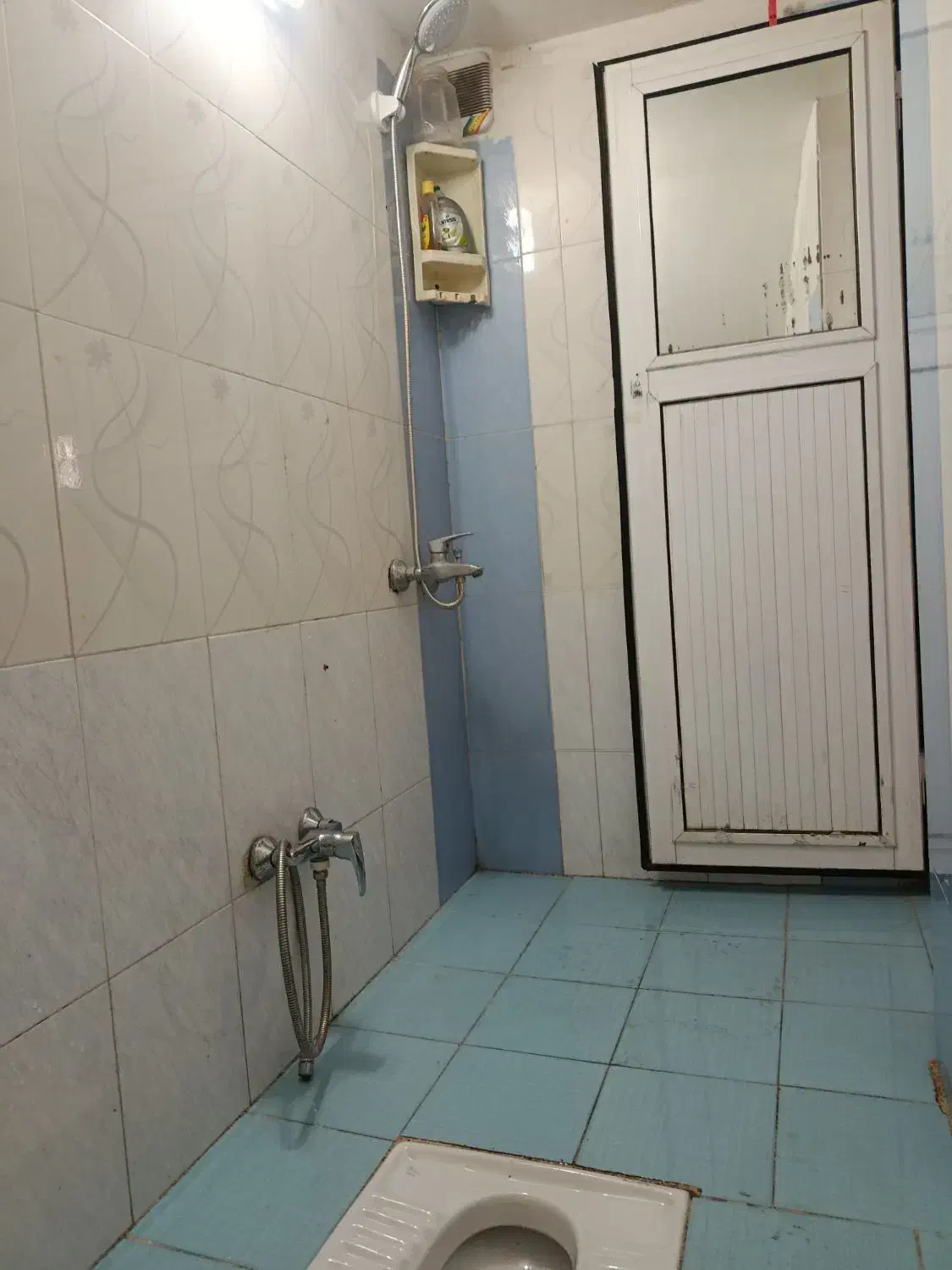 اجاره پارکینگ جهت اسکان زوجه یا انبار|اجارهٔ آپارتمان|قم, جمکران|دیوار