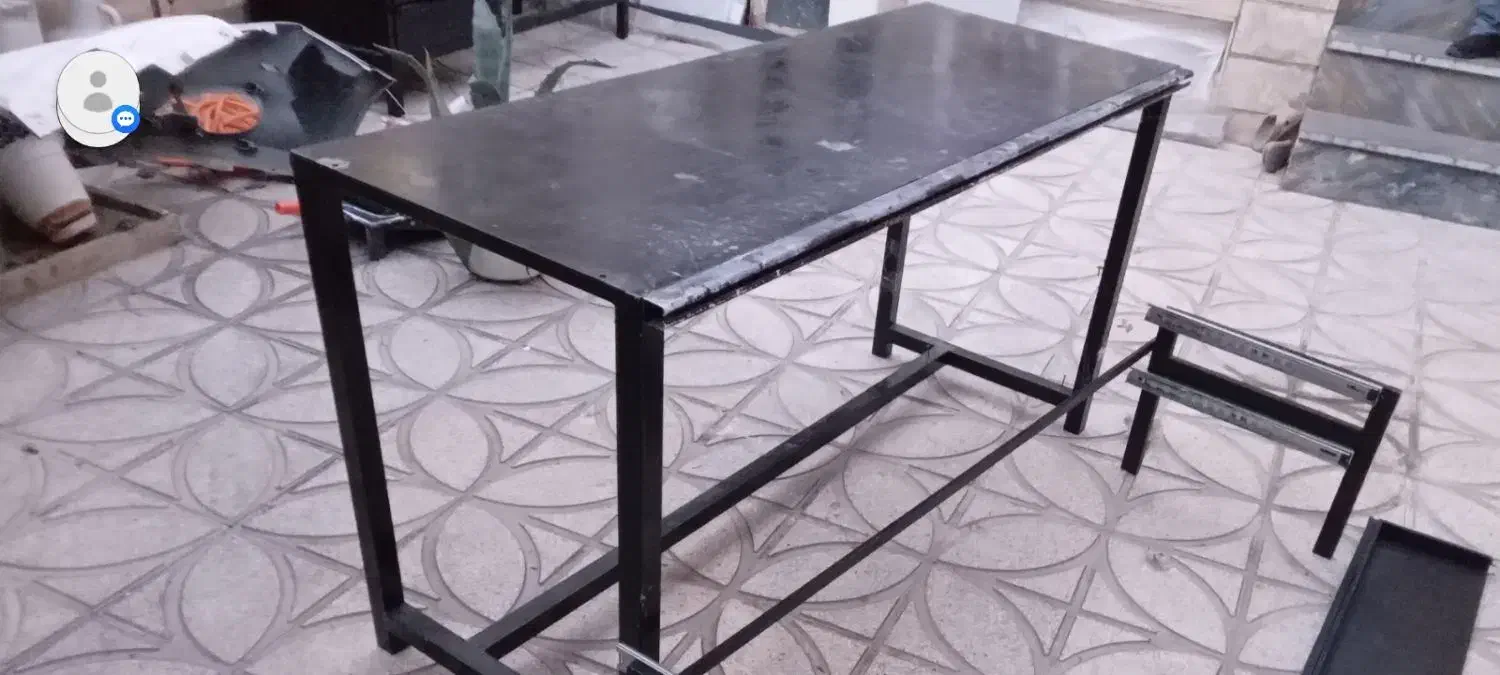 فروش یک عدد میز کار اهنی|فروشگاه و مغازه|رامسر, |دیوار