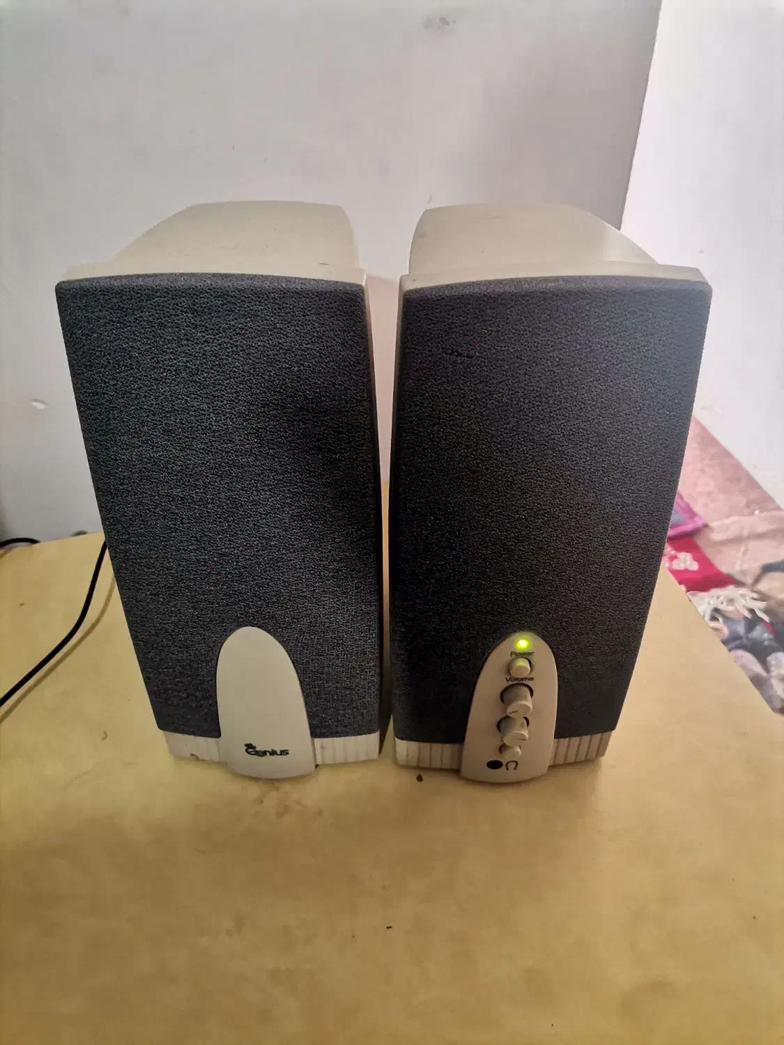 کامپیوتر|رایانه رومیزی|نوشین شهر, |دیوار