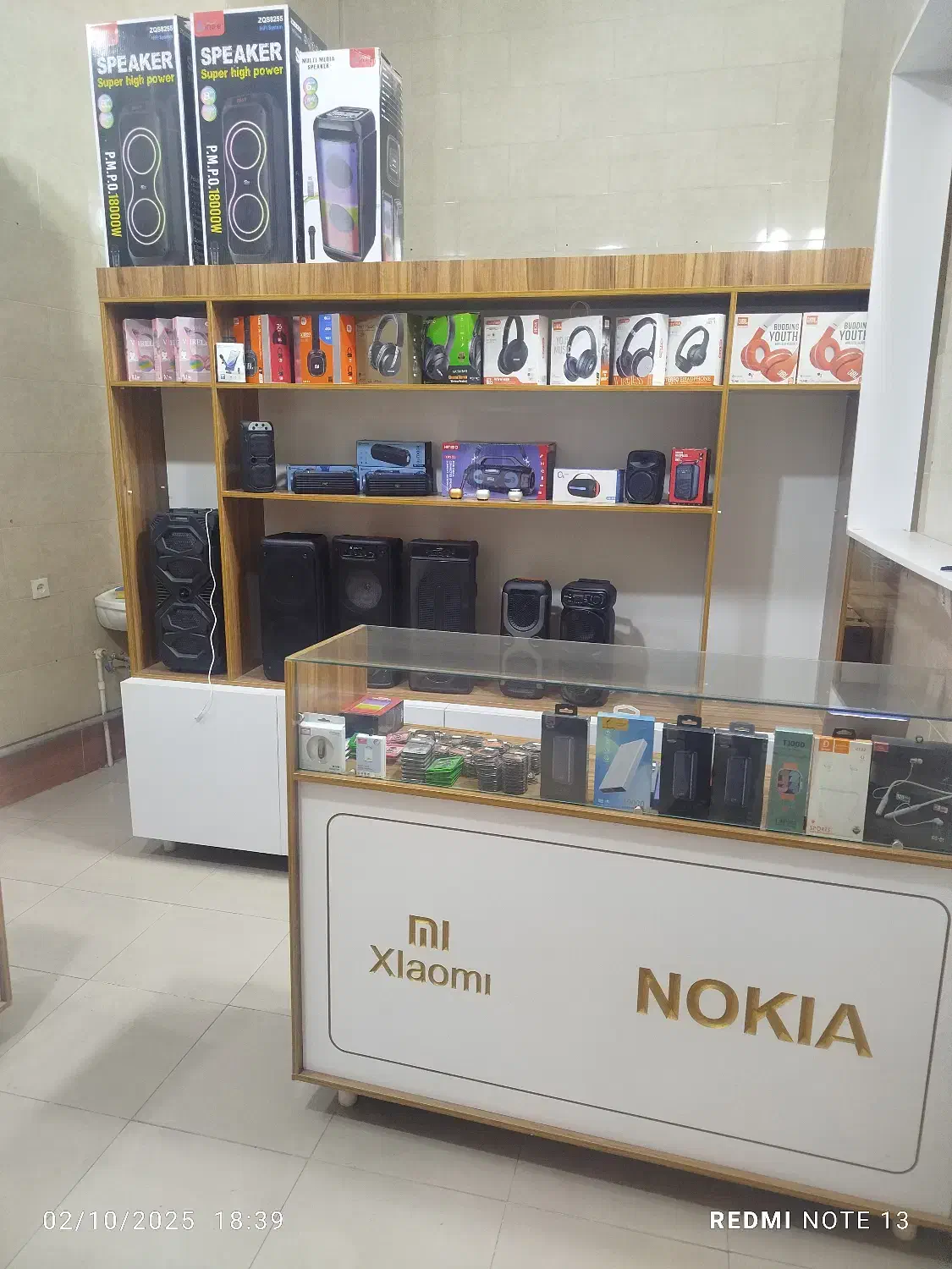 ویترین مغازه گوشی|فروشگاه و مغازه|مرند, |دیوار