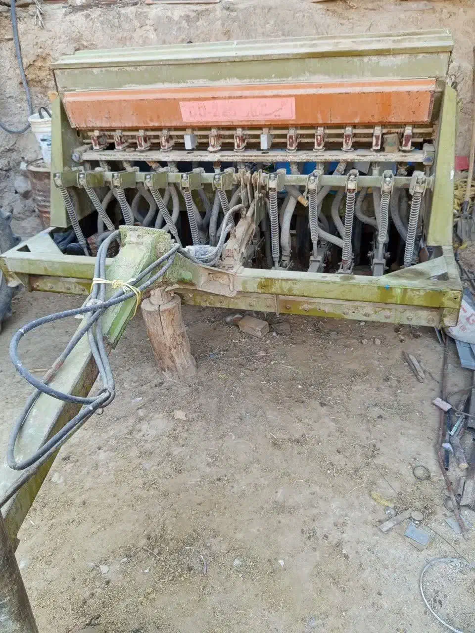 عمیقکار|ماشینآلات صنعتی|چاپشلو, |دیوار