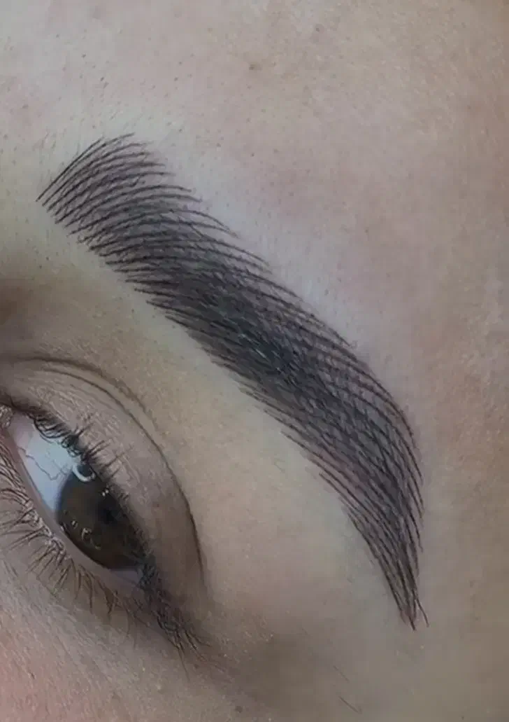 بلید و فیبروز|خدمات آرایشگری و زیبایی|اصفهان, باغ دریاچه|دیوار