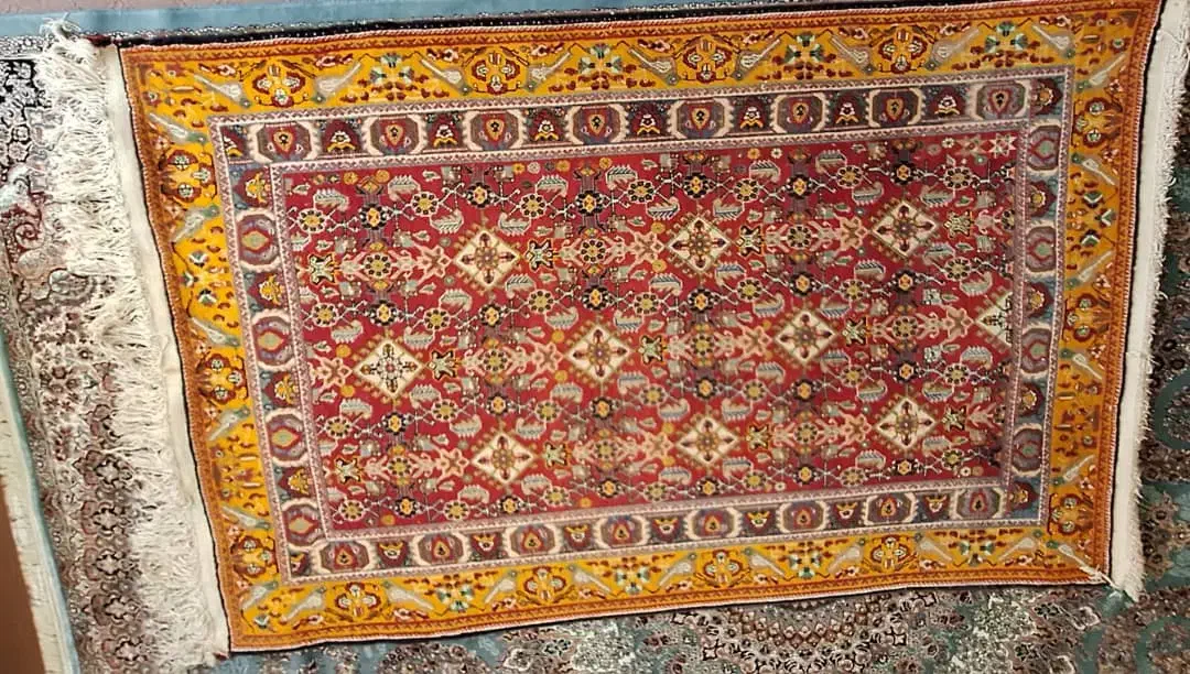 قالی|فرش|شیراز, شیخ روزبهان|دیوار