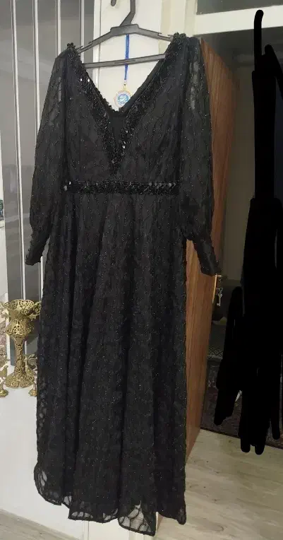 لباس مجلسی ۴۸ تا ۵۰|لباس|فردیس, منظریه|دیوار