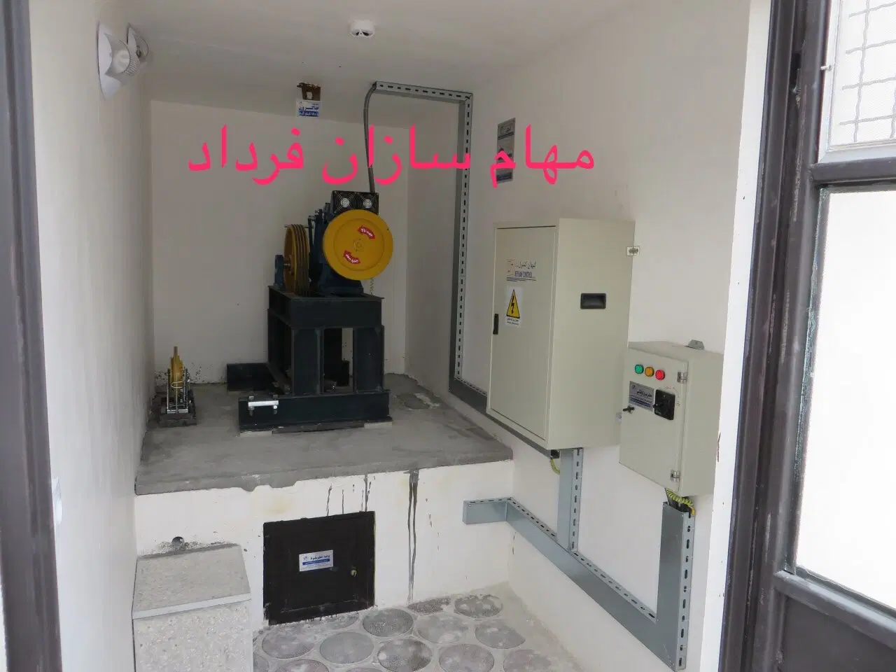 نصب و سرویس نگهداری انواع اسانسور و پله برقی|خدمات پیشه و مهارت|تهران, شهران جنوبی|دیوار