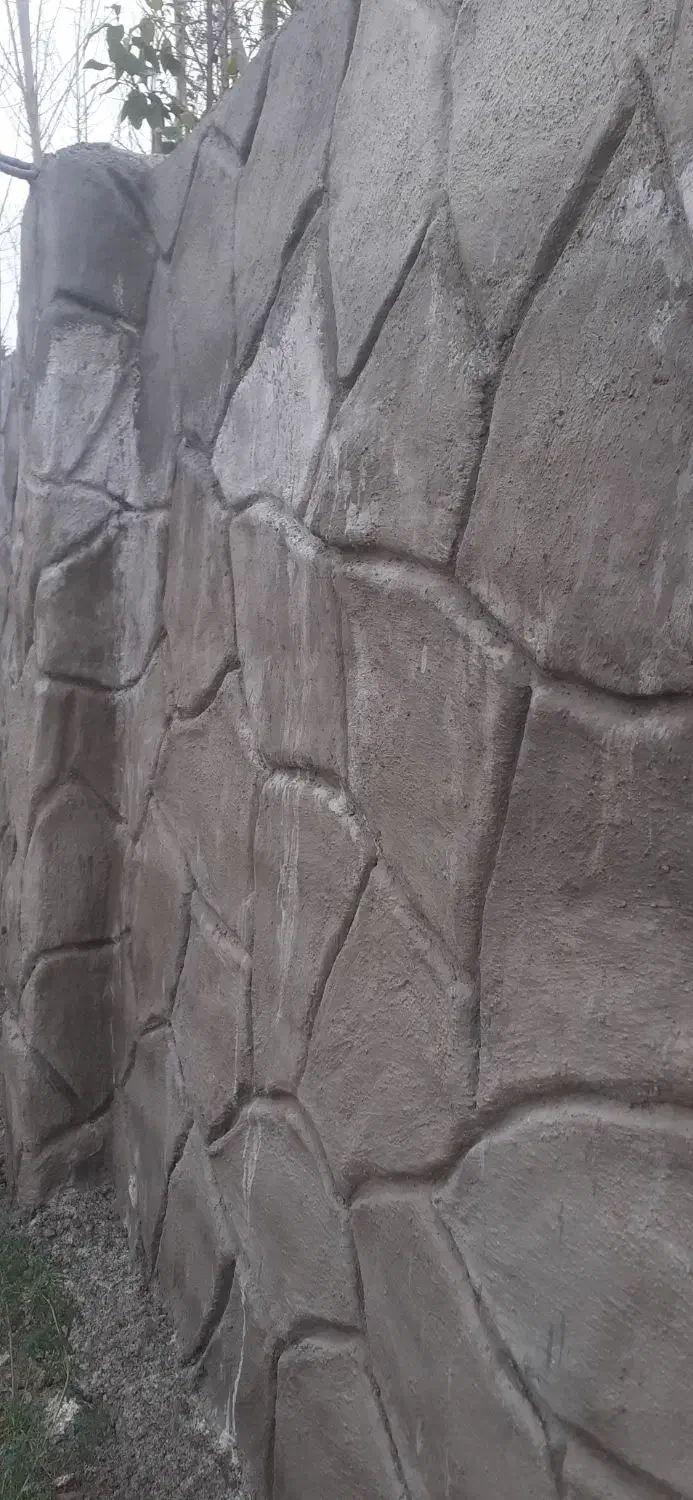 سیمانکاری طرح سنگ و تنه درخت|خدمات پیشه و مهارت|املش, |دیوار