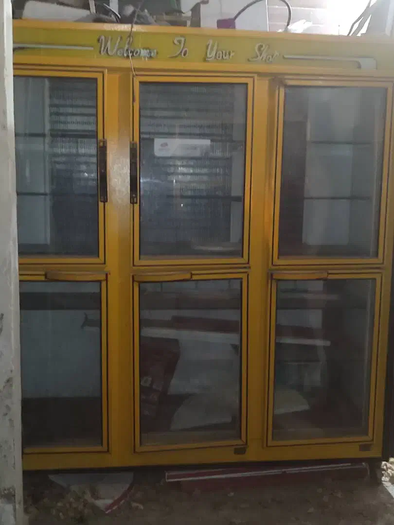 تعدادی2یخچال6درب و1فریزر و1استند سیگار8طبقه سوپری|فروشگاه و مغازه|کرمان, |دیوار