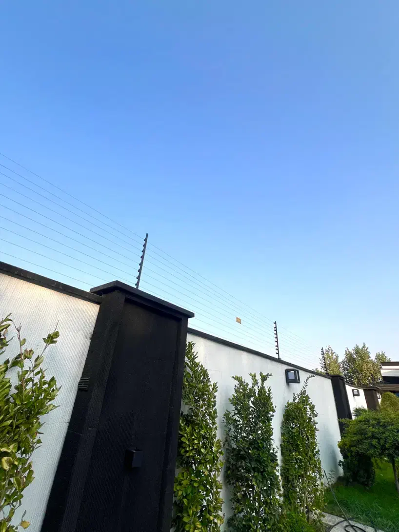 امنیت 100%ویلا و باغ با فنس الکتریکی( نصب فوری )|مصالح و تجهیزات ساختمان|هشتگرد, سعید آباد|دیوار