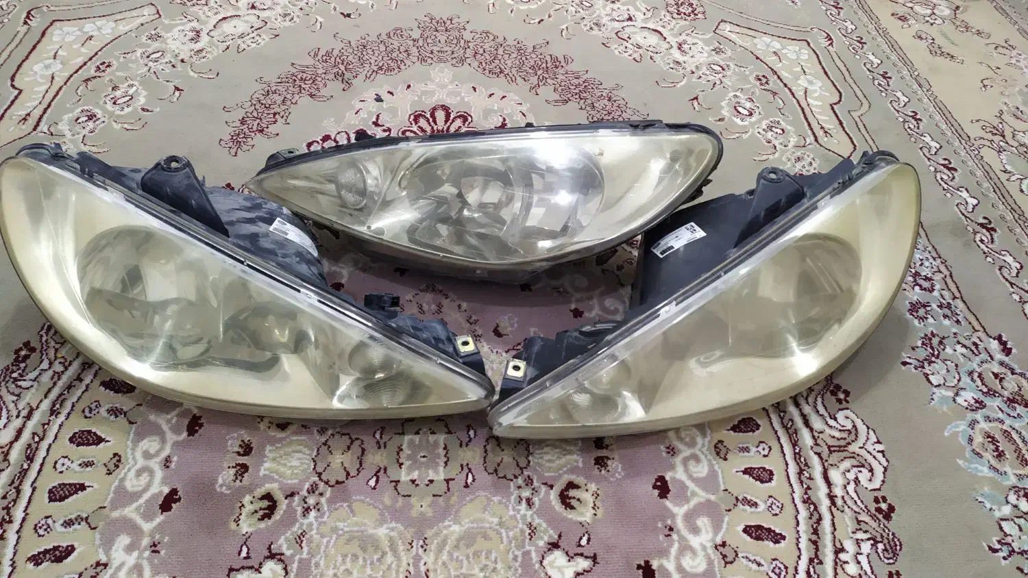 چراغ جلو 206|قطعات یدکی و لوازم جانبی|طبس, |دیوار